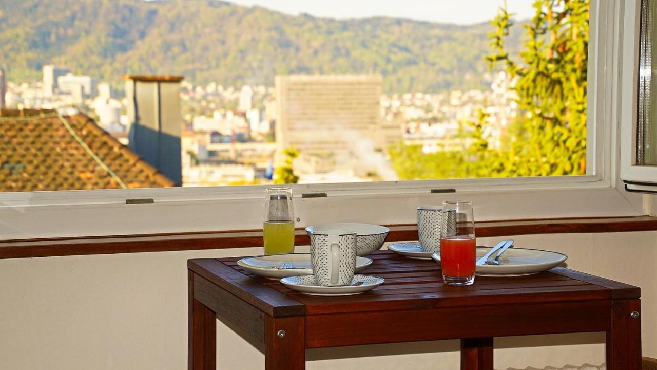 Helvetia 2 Zimmer Apartment Mit Parkplatz Zürich Buitenkant foto