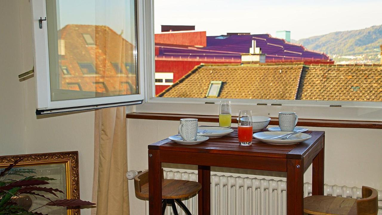 Helvetia 2 Zimmer Apartment Mit Parkplatz Zürich Buitenkant foto