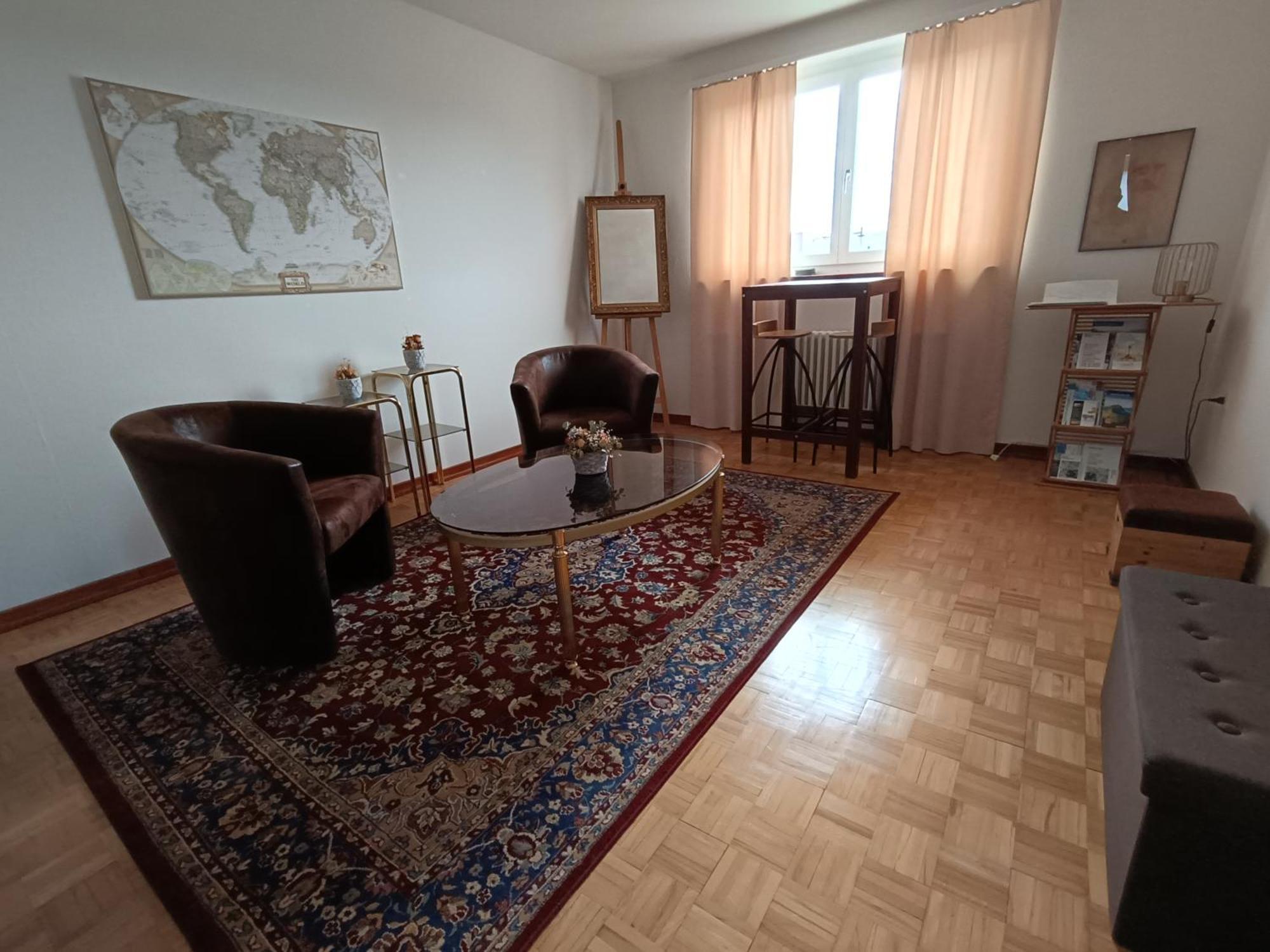 Helvetia 2 Zimmer Apartment Mit Parkplatz Zürich Buitenkant foto